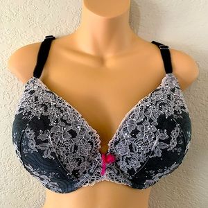 Victoria’s Secret Dream Angels Perfect Coverage 36DDD Black